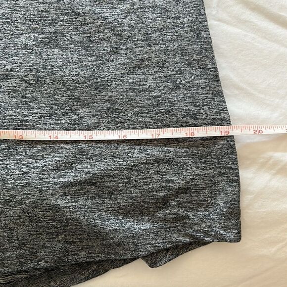 **NWT** Pittsburgh Panthers medium grey tank top - Picture 11 of 11